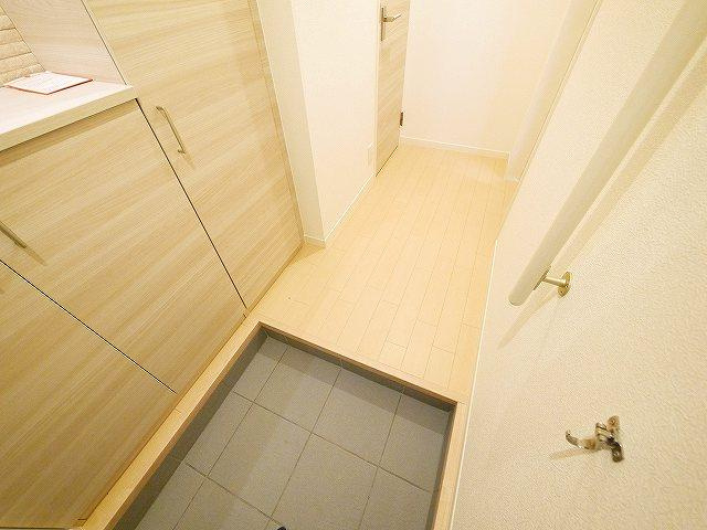 グランジュッテの玄関|明るい玄関です