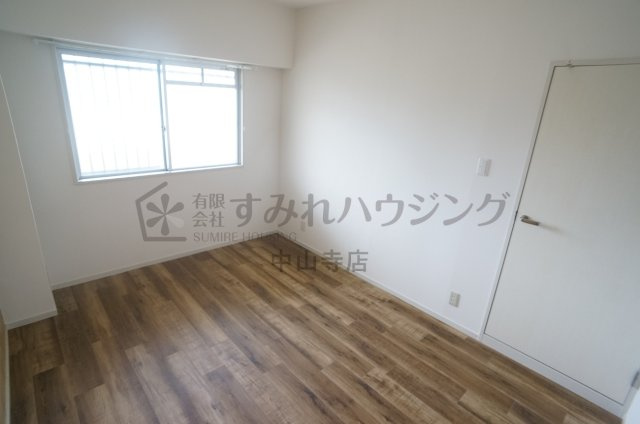 アウフヘーベン東宝塚の寝室
