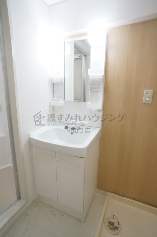 アウフヘーベン東宝塚の洗面所