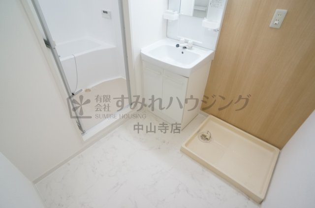 アウフヘーベン東宝塚の洗面所