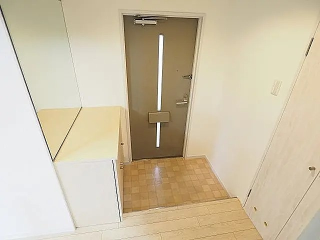 グランドメゾン魚崎北町の玄関
