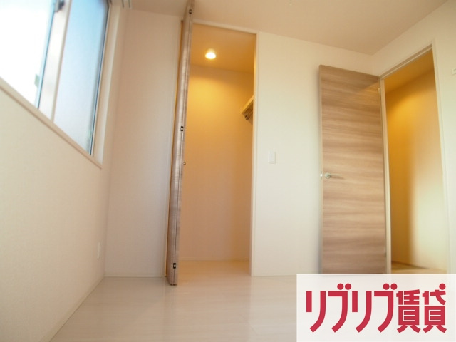 フォレステラ葛城の洋室
