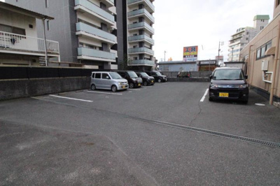 【駐車場】 | メゾンひまわり