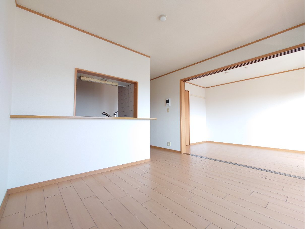 ローレルハイツの居間・リビング