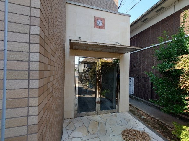 ローレルハイツのエントランス