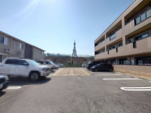 ローレルハイツの駐車場