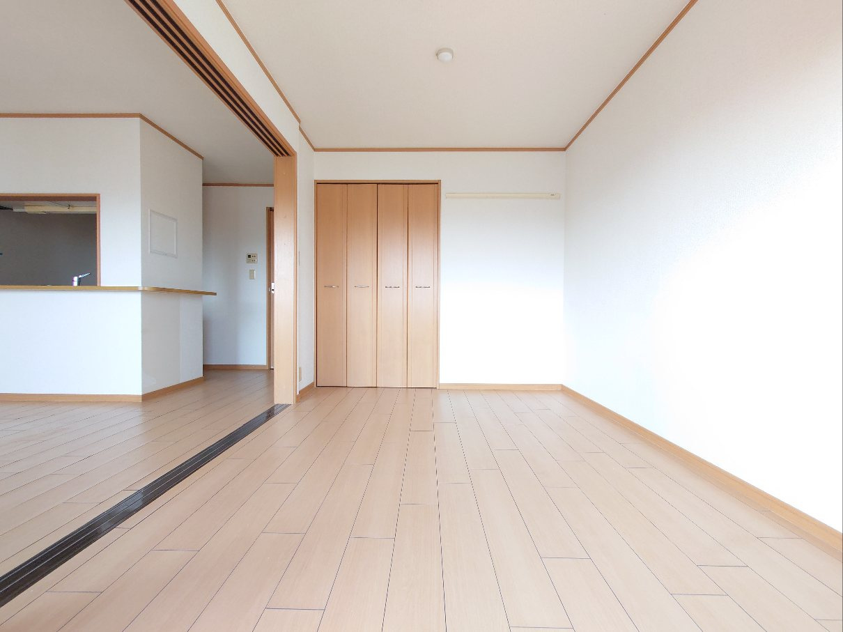 ローレルハイツの洋室