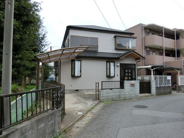八千代市大和田新田　中古戸建の前面道路含む現地写真