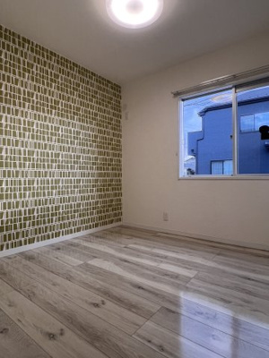 【子供部屋】 | 小倉台カーサ・ベルデ | 南向きの明るい小部屋は多目的で使えます