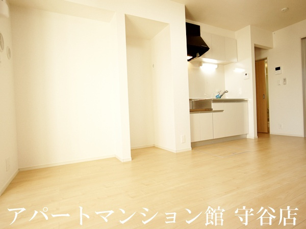 カラーリヴァー　H＆Aの内装