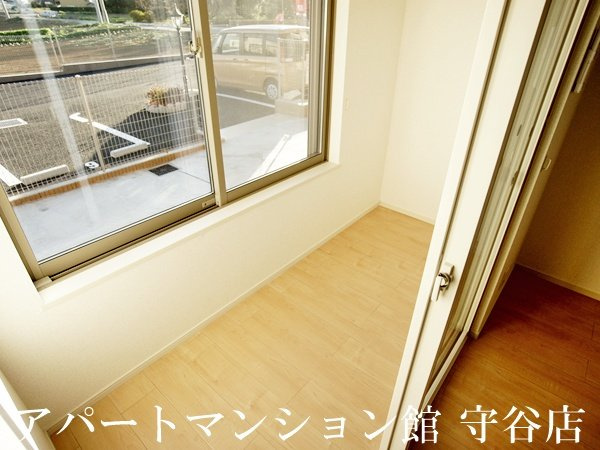 カラーリヴァー　H＆Aのバルコニー