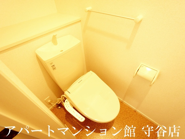 カラーリヴァー　H＆Aのトイレ