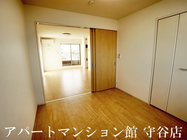 カラーリヴァー　H&Aの内装