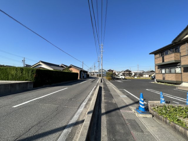 ウィルモア呉竹の周辺|接面道路西方