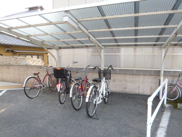 倉敷市川入のアパートのその他共用部分|自転車置き場