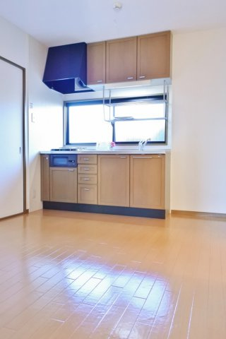 ロイヤルコート鷲巣五番館の居間・リビング