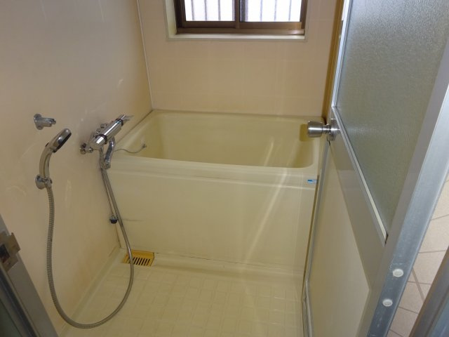 グリーンハイツの浴室