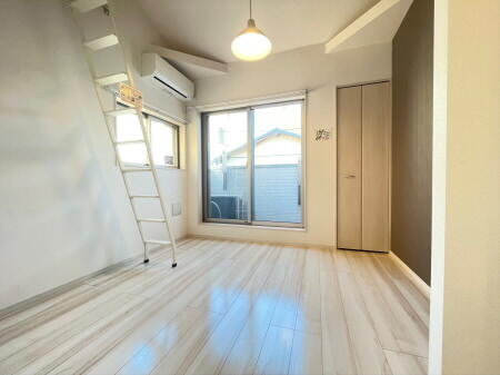 リヴェールイン南小岩の洋室