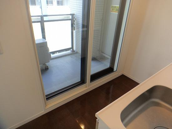 プライムメゾン鴨々川のバルコニー