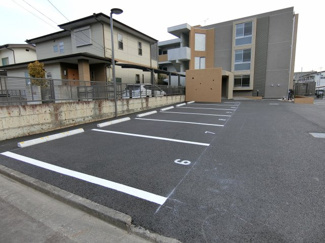 【駐車場】