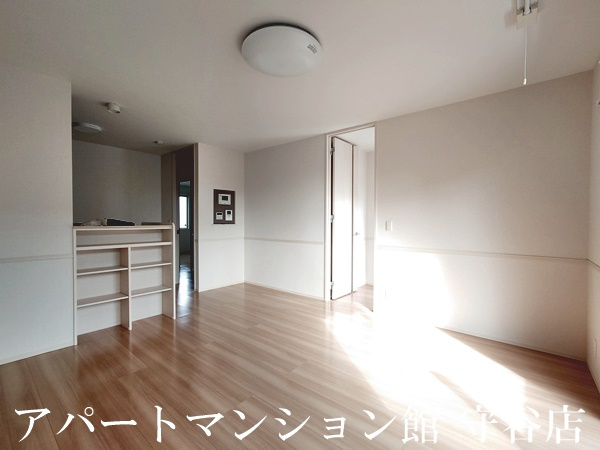 サンモールAの居間・リビング