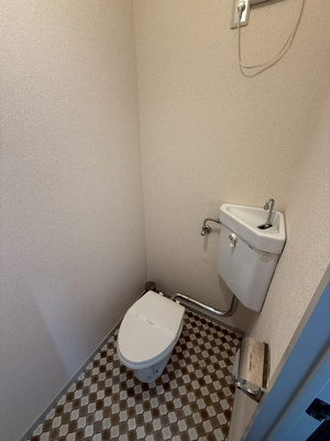 【トイレ】 | コーポブルックサイド | 人気のバス・トイレ別です♪トイレが独立していると使いやすいですよね☆