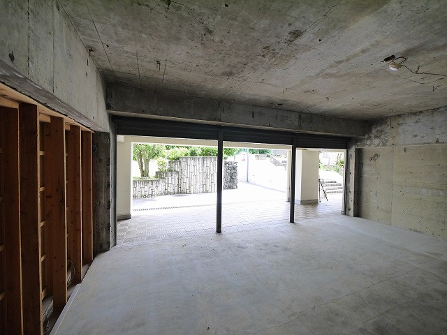 秋篠サンパレス(店舗)の内装