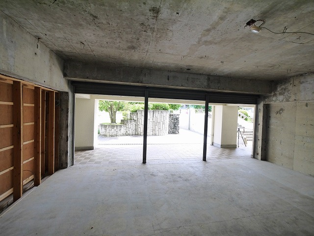 秋篠サンパレス(店舗)の内装