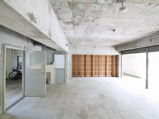 秋篠サンパレス(店舗)の内装