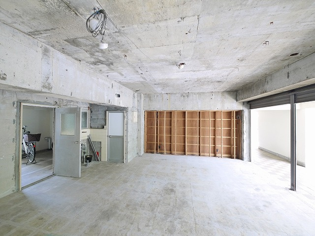 秋篠サンパレス(店舗)の内装