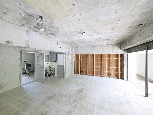 秋篠サンパレス(店舗)の内装