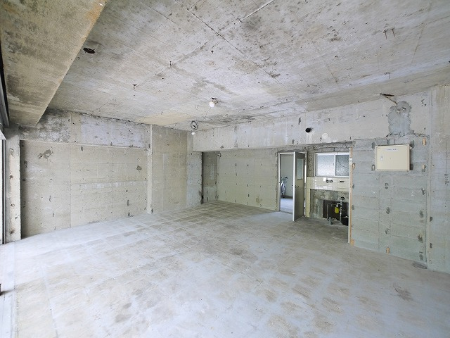 秋篠サンパレス(店舗)の内装