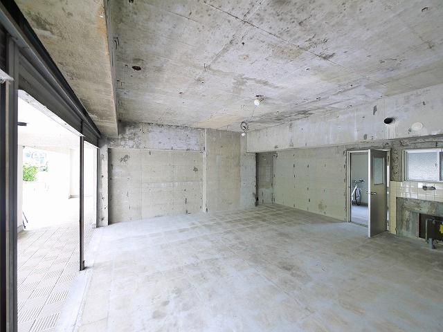 秋篠サンパレス(店舗)の内装