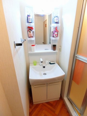 【独立洗面台】 | ジェルエープラザ | 洗髪洗面化粧台で忙しい朝にも寝癖の付いた頭にも優しい☆お化粧するときにも大活躍です♪