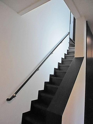 【その他】 | 近藤邸 | 階段には安心の手すりが付いています！