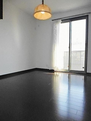 【バルコニー】 | 近藤邸 | 南西向きバルコニーに出られるお部屋です！