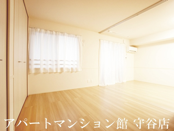 サンモールAの寝室