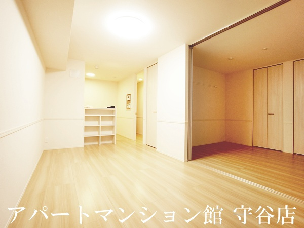 サンモールAの居間・リビング