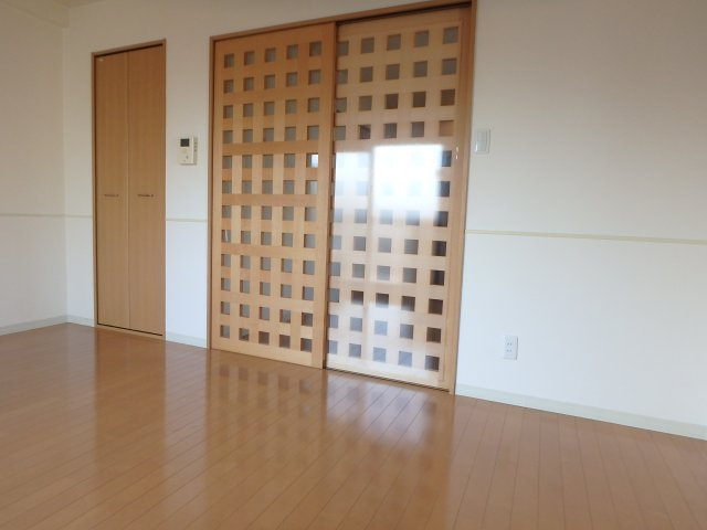 アンソレイユ菱屋西の洋室