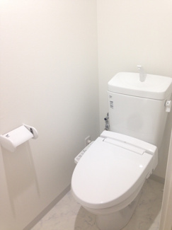 【トイレ】 | The Ookubo Base | シャワートイレ