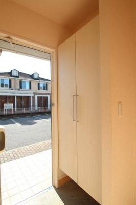 【収納】 | ライネスハイムA | シューズボックス付き