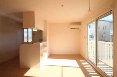 【居間・リビング】 | ライネスハイムA | おしゃれなリビングです