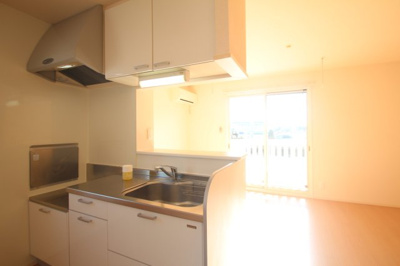 【キッチン】 | ライネスハイムA | 対面式キッチン