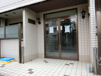 【エントランス】