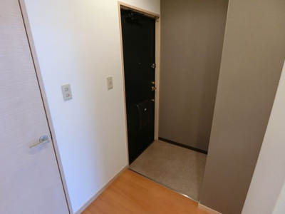 【玄関】 | アムズメイプル扇町