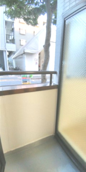 【バルコニー】 