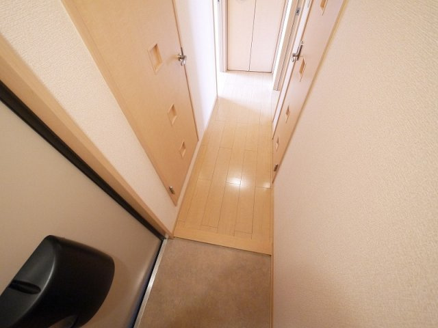 ヴェルジェ　Ⅲ棟の玄関|ゆったりとした玄関です