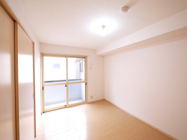 ヴェルジェ　Ⅲ棟の洋室|ゆったりした洋室です