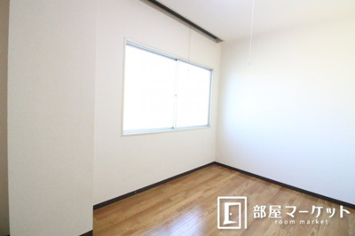 【洋室】 | 中根第２ビル