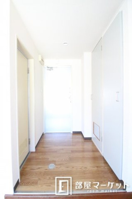 【居間・リビング】 | 中根第２ビル